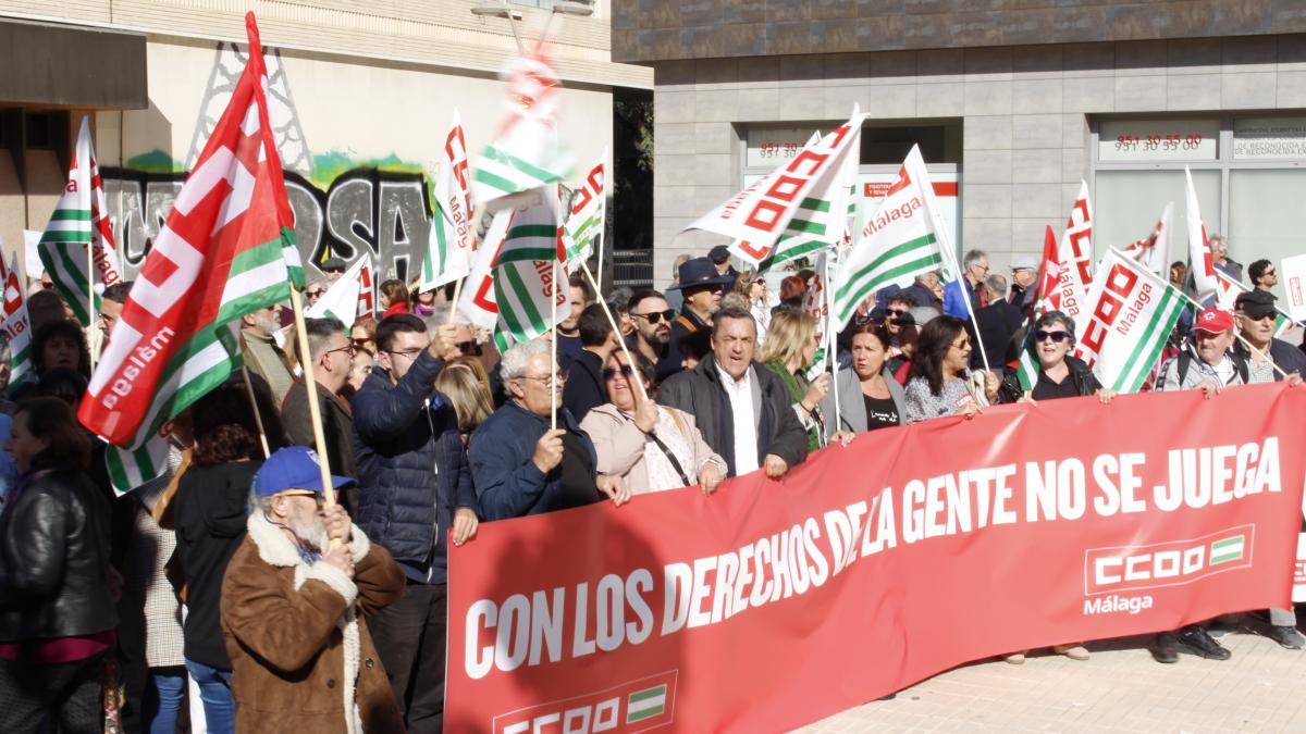 Concentracin frente a la sede del PP en Mlaga