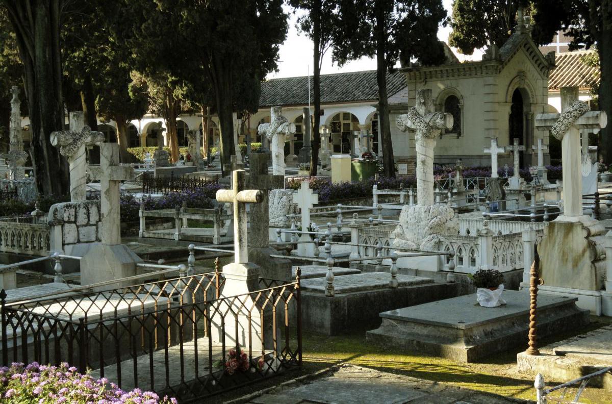 CCOO considera que el cierre de la oficina del cementerio de San Rafael perjudica a la ciudadanía