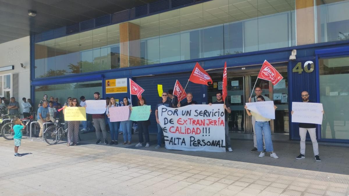 Concentración en Extranjería-Navarra, martes 17/06/2025
