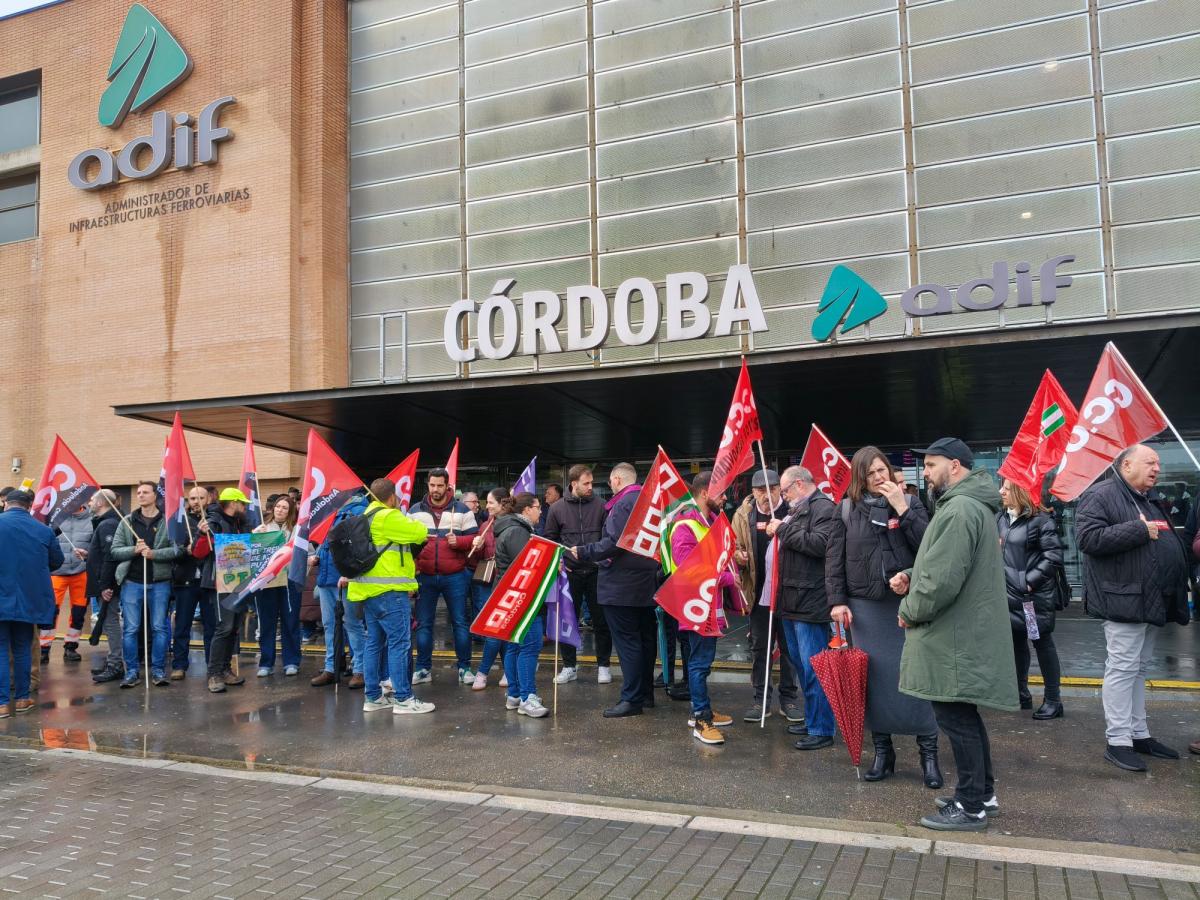 Los sindicatos exigen más medios para el mantenimiento de las infraestructuras ferroviarias.