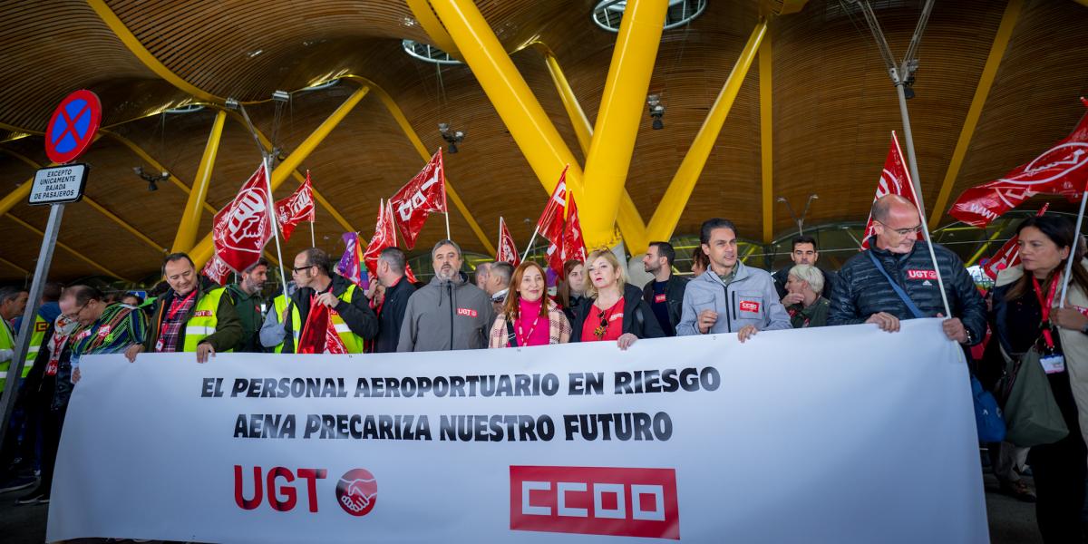 Concentracin en el aeropuerto de Adolfo Surez Madrid Barajas contra la precarizacin laboral por las licitaciones del handling