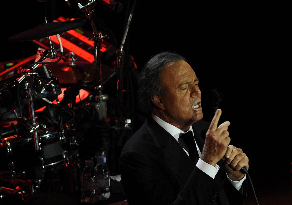 El cantante Julio Iglesias.