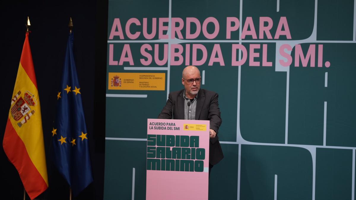 Unai Sordo en la firma del acuerdo para la subida del SMI