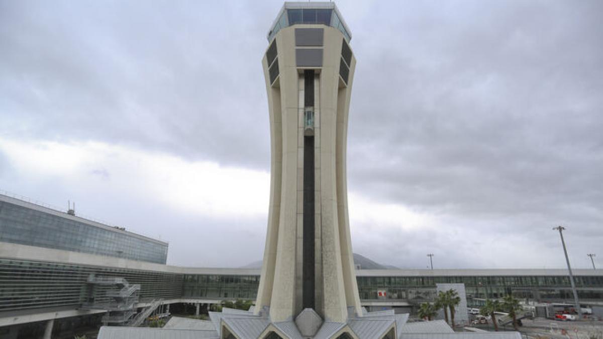 Torre de Control del aeropuerto de Mlaga