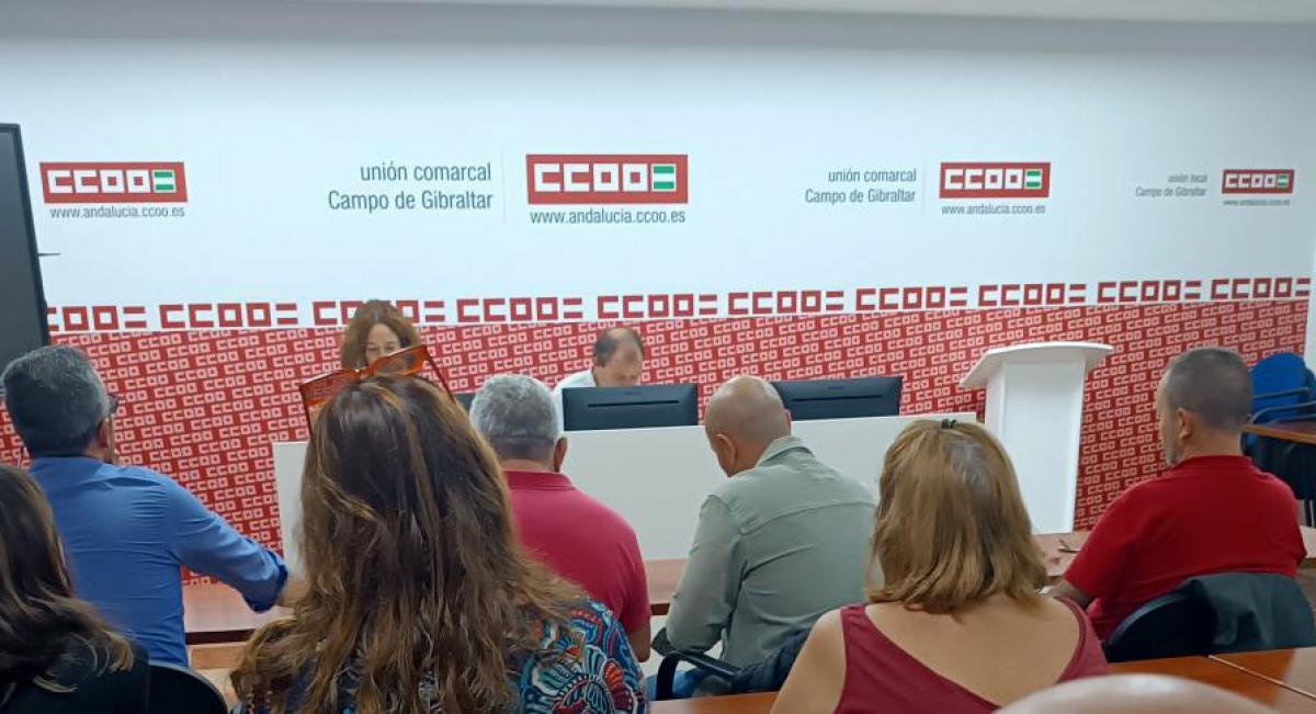 Asamblea de trabajadoras y trabajadores del transporte por carretera de Campo de Gibraltar en el marco de los preparativos de las siete jornadas de huelga